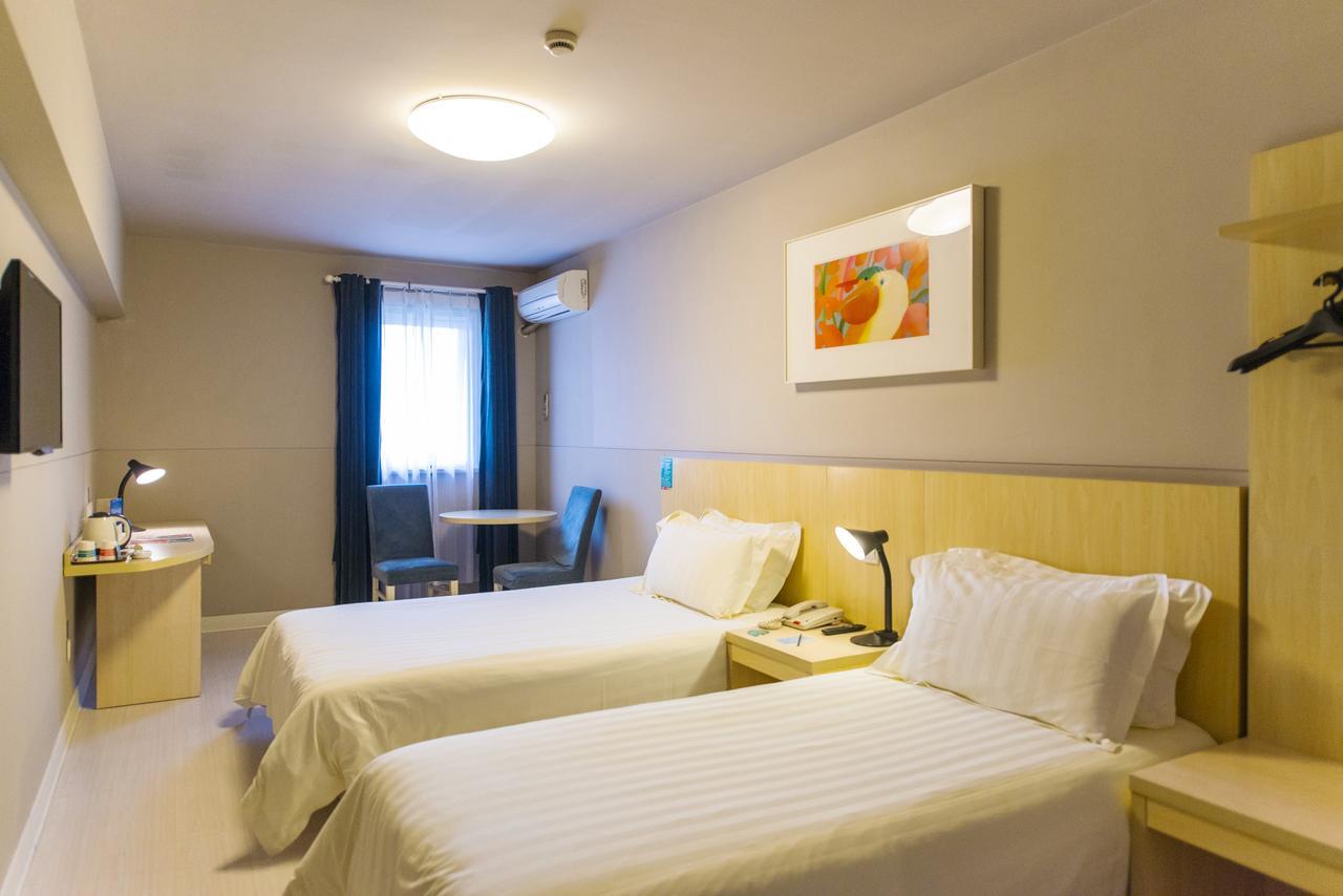 Jinjiang Inn Chengdu Chunxi Road Taiguli Hotel Exterior photo