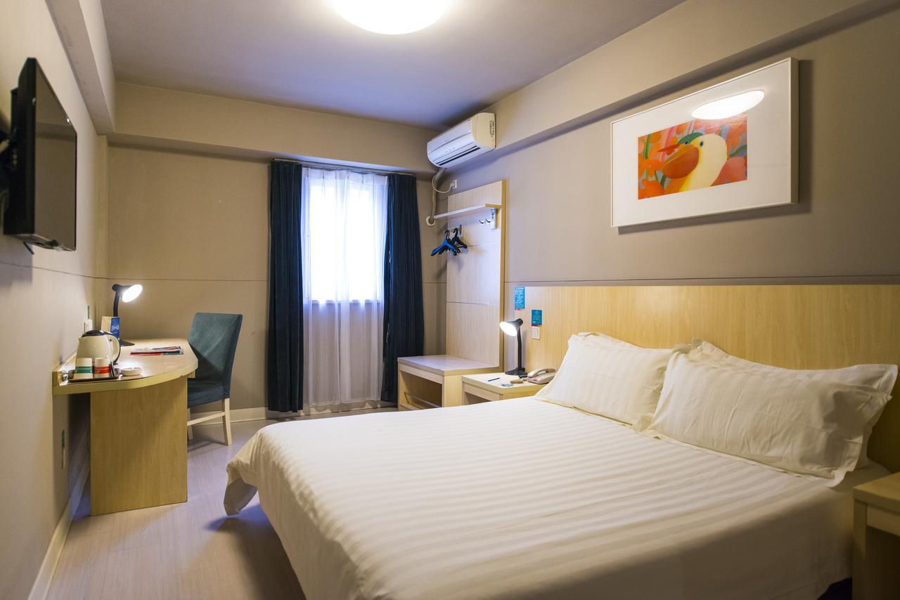 Jinjiang Inn Chengdu Chunxi Road Taiguli Hotel Exterior photo