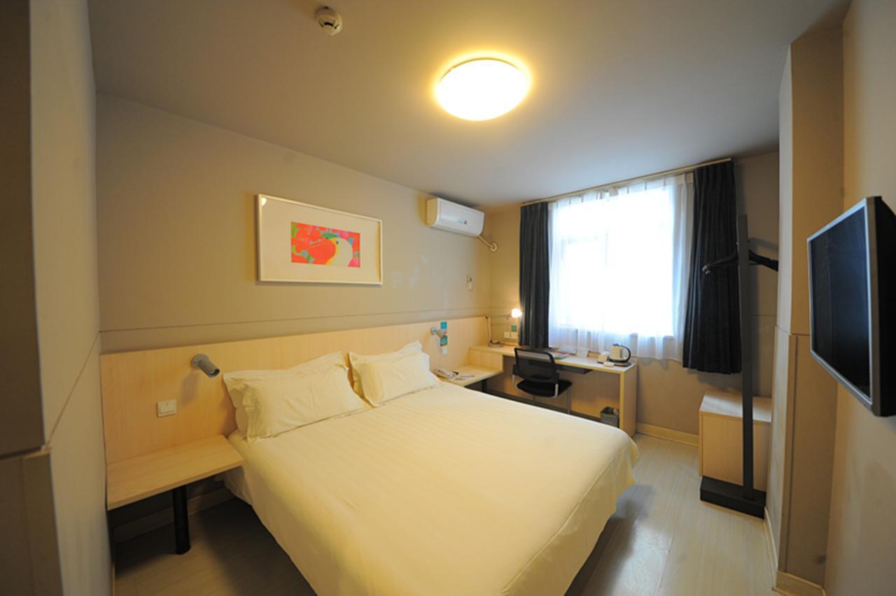Jinjiang Inn Chengdu Chunxi Road Taiguli Hotel Exterior photo