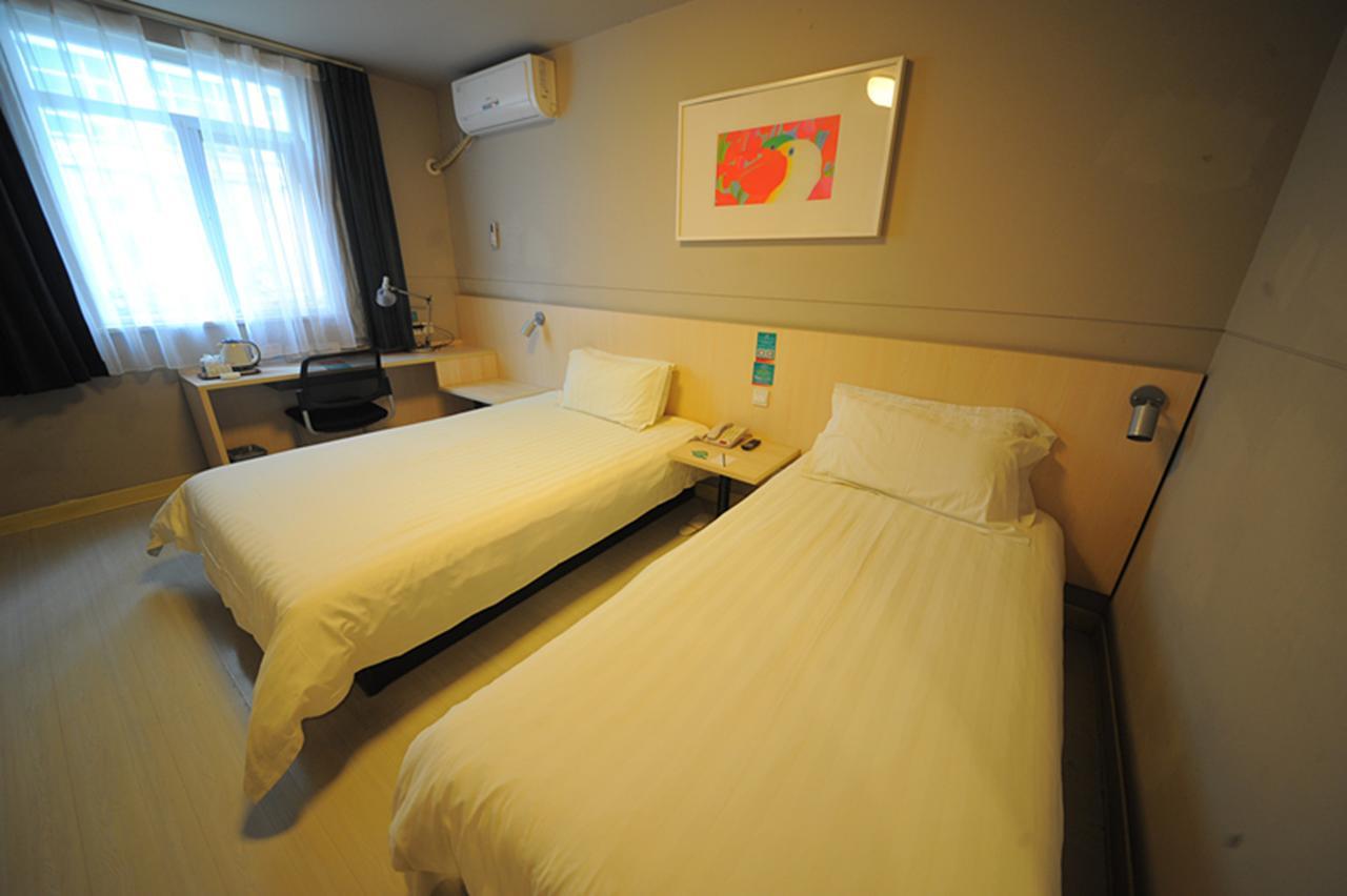 Jinjiang Inn Chengdu Chunxi Road Taiguli Hotel Exterior photo